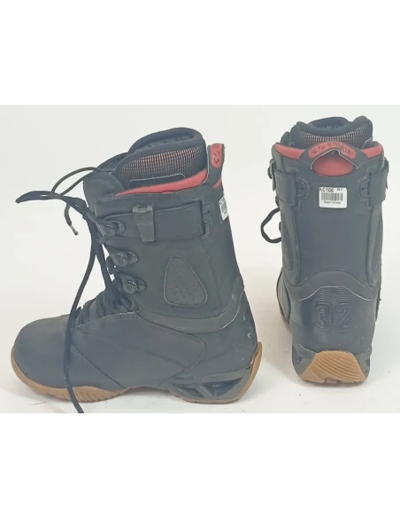 Thrity Two 304 Snowboard Boots