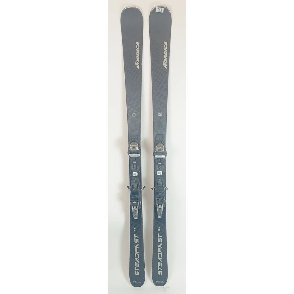 Esquí Nordica Steadfast 80 CA FDT + Fijaciones