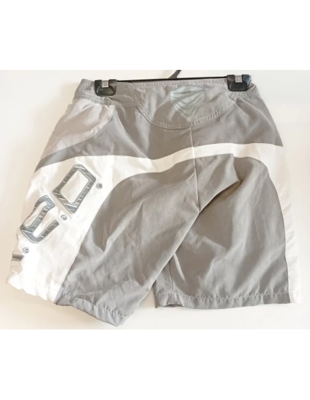 Pantalones cortos protectores RED Impact para jóvenes