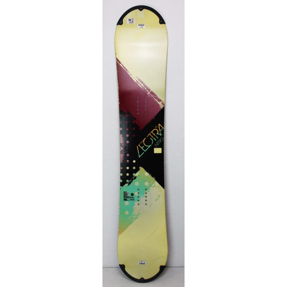 Tabla De Snowboard Nitro Lectra Amarillo / Rojo
