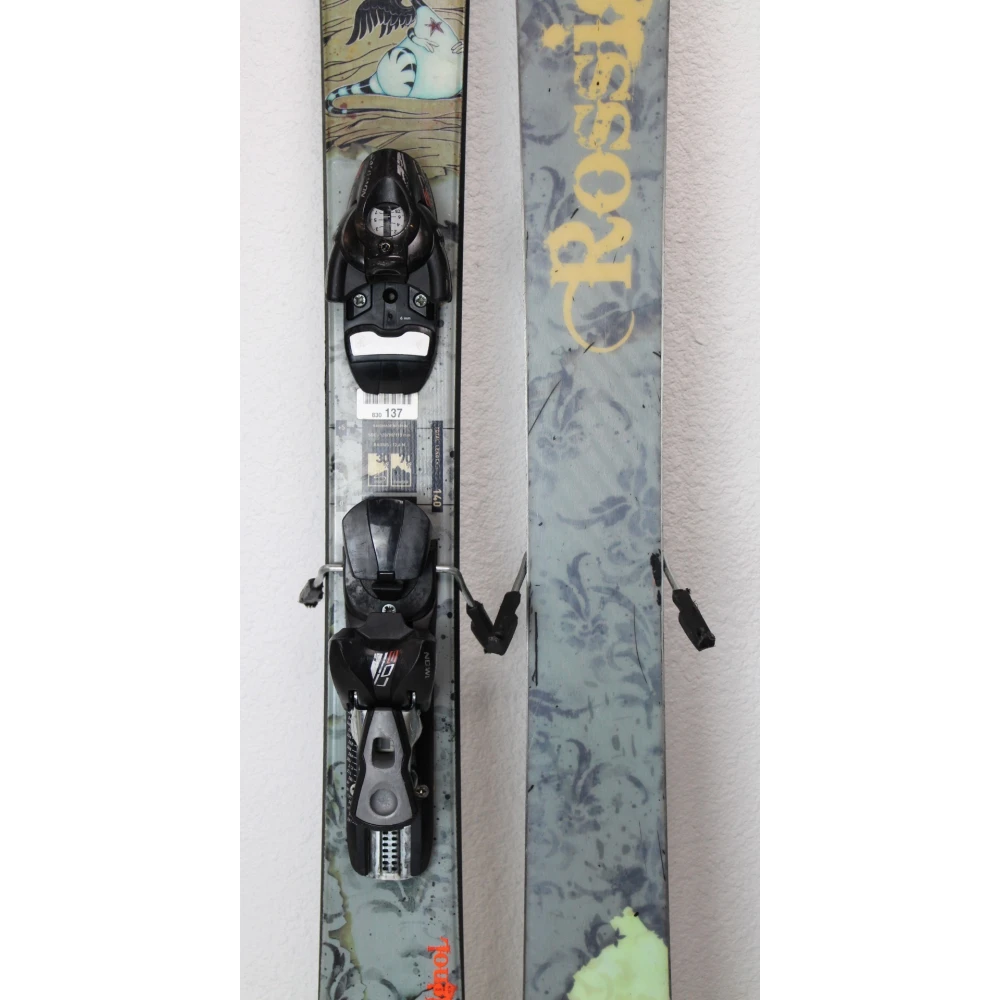 Pack Ski Rossignol S7 Pro + Bindungen Salomon 607 Zustand 2
