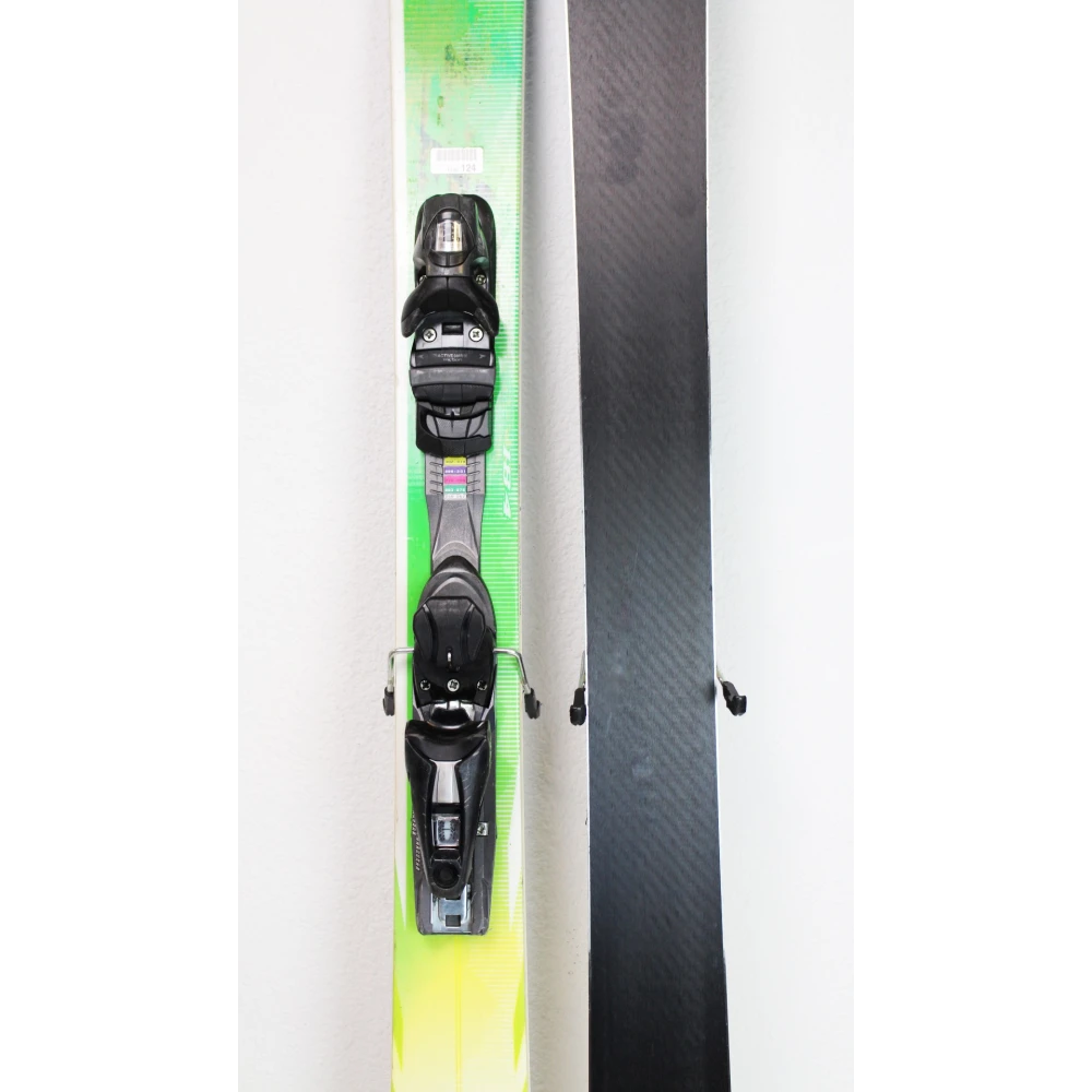 Pack Ski Dynastar Cham 97 + Befestigungen Look